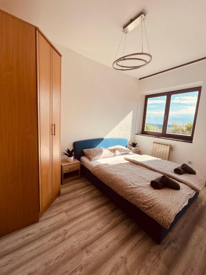 Lea Apartment Луція Екстер'єр фото